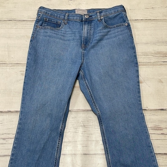 Everlane Jeans Women's 32 Blue Denim Bootcut Raw Hem Cropped - Picture 4 of 12